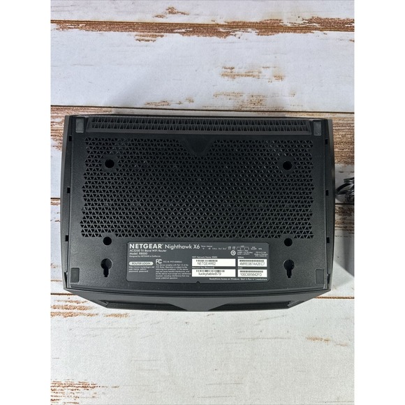 Netgear Nighthawk X6 AC3200 4-Port Gigabit Wireless AC Router (R8000) ￼ - Picture 3 of 5